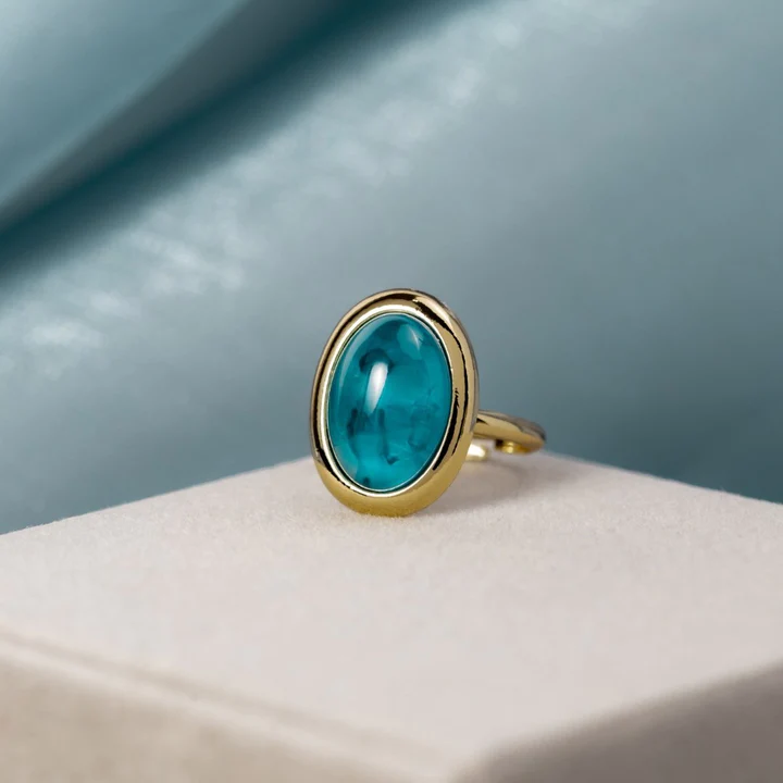 Turkis Opal Ring i Gull